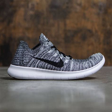 nike free flyknit 2016 herren|Nike rn Flyknit heel to toe.